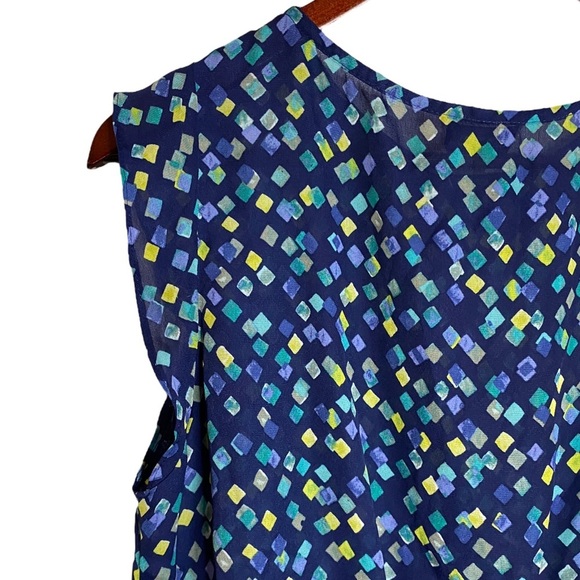 Tahari Arthur S Levine Abstract Geometric Print Blue Green Sleeveless Blouse M - Picture 10 of 16